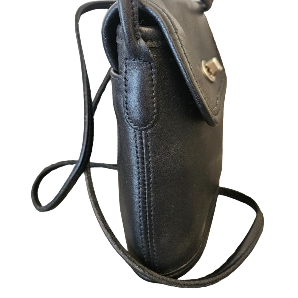 😊SOLD😊 Coach Vintage Tango Flap Black Leather with Nickel Hardware - Picture 13 of 13